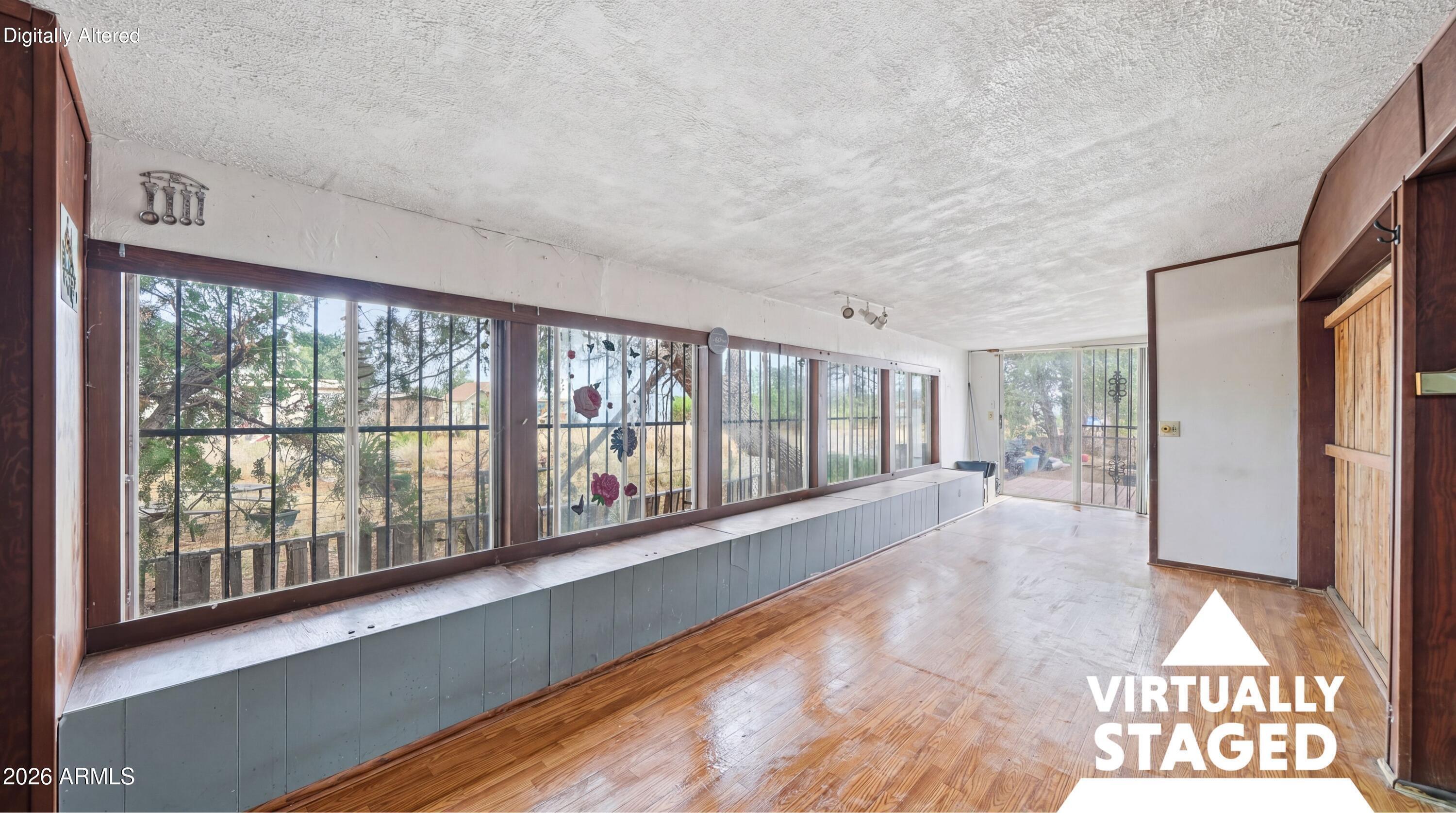 MIRACLE VALLEY 3 - Residential