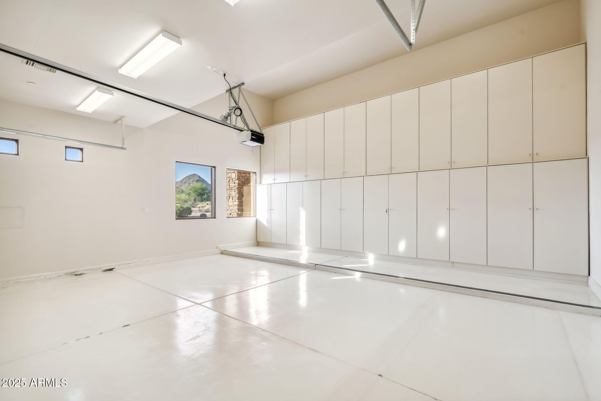 THE PEAK UNIT ONE MCR 280 - Residential