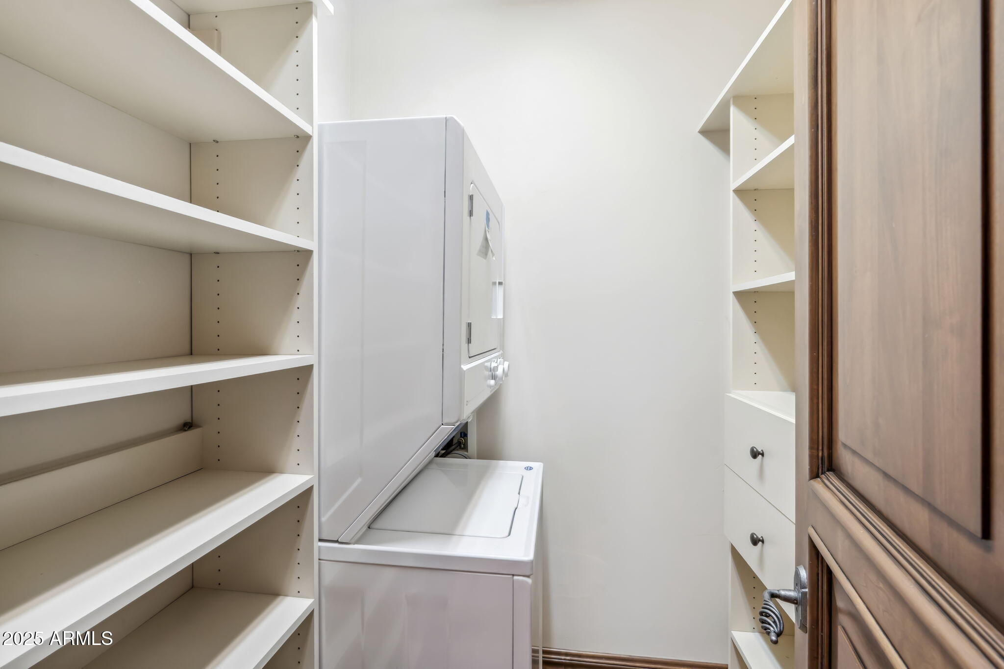 THE PEAK UNIT ONE MCR 280 - Residential