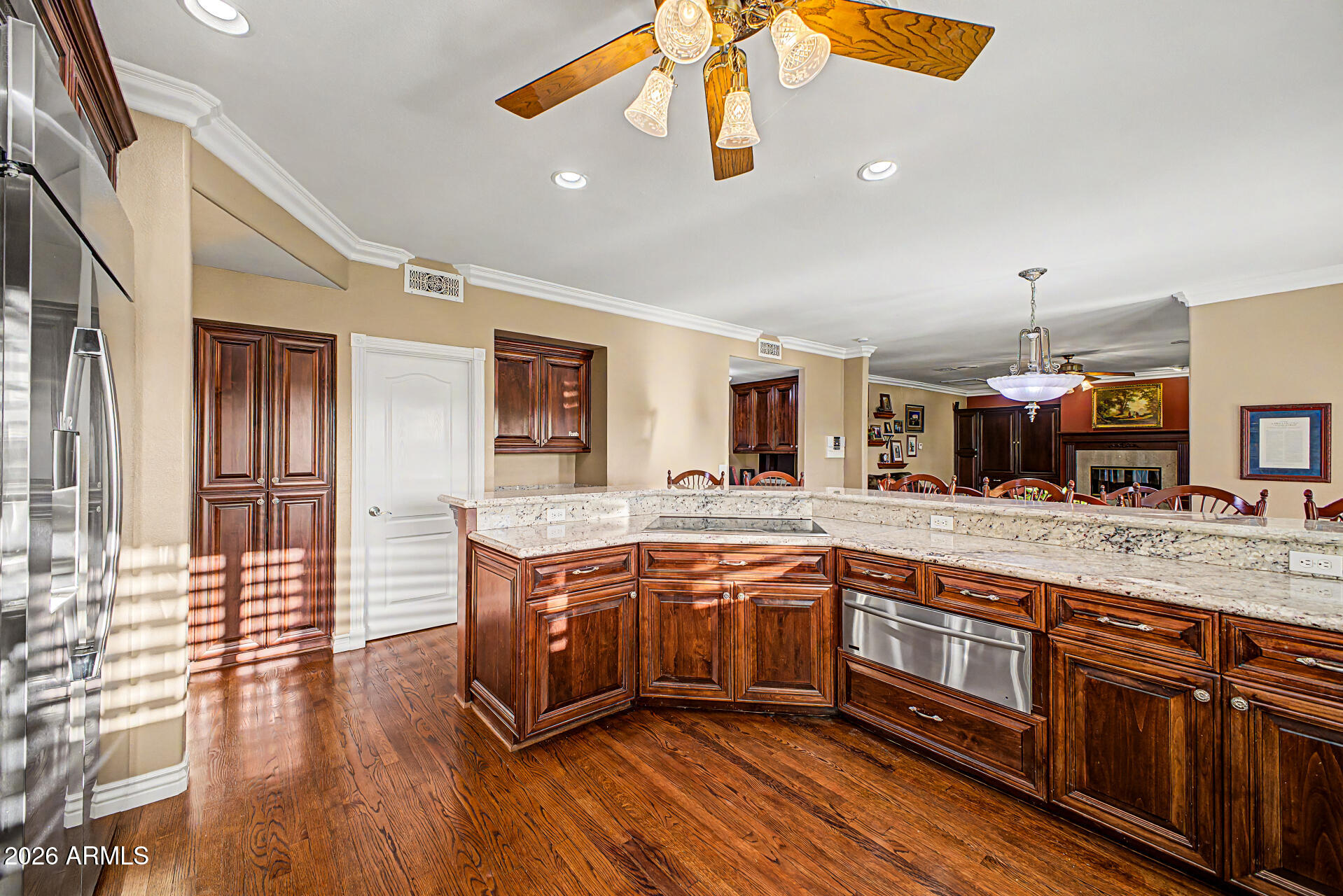 CIRCLE G SUPERSTITION RANCH - Residential