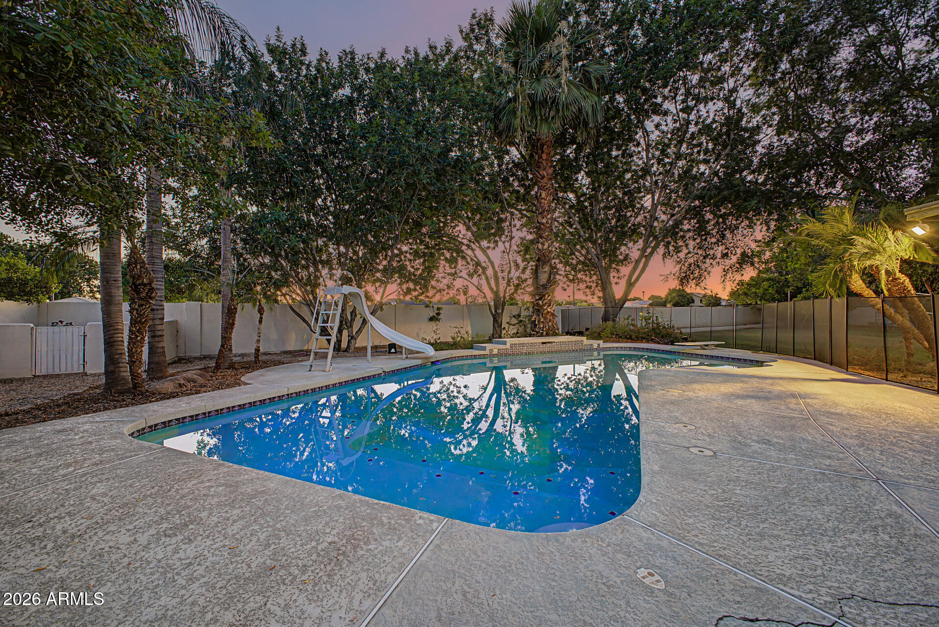 CIRCLE G SUPERSTITION RANCH - Residential