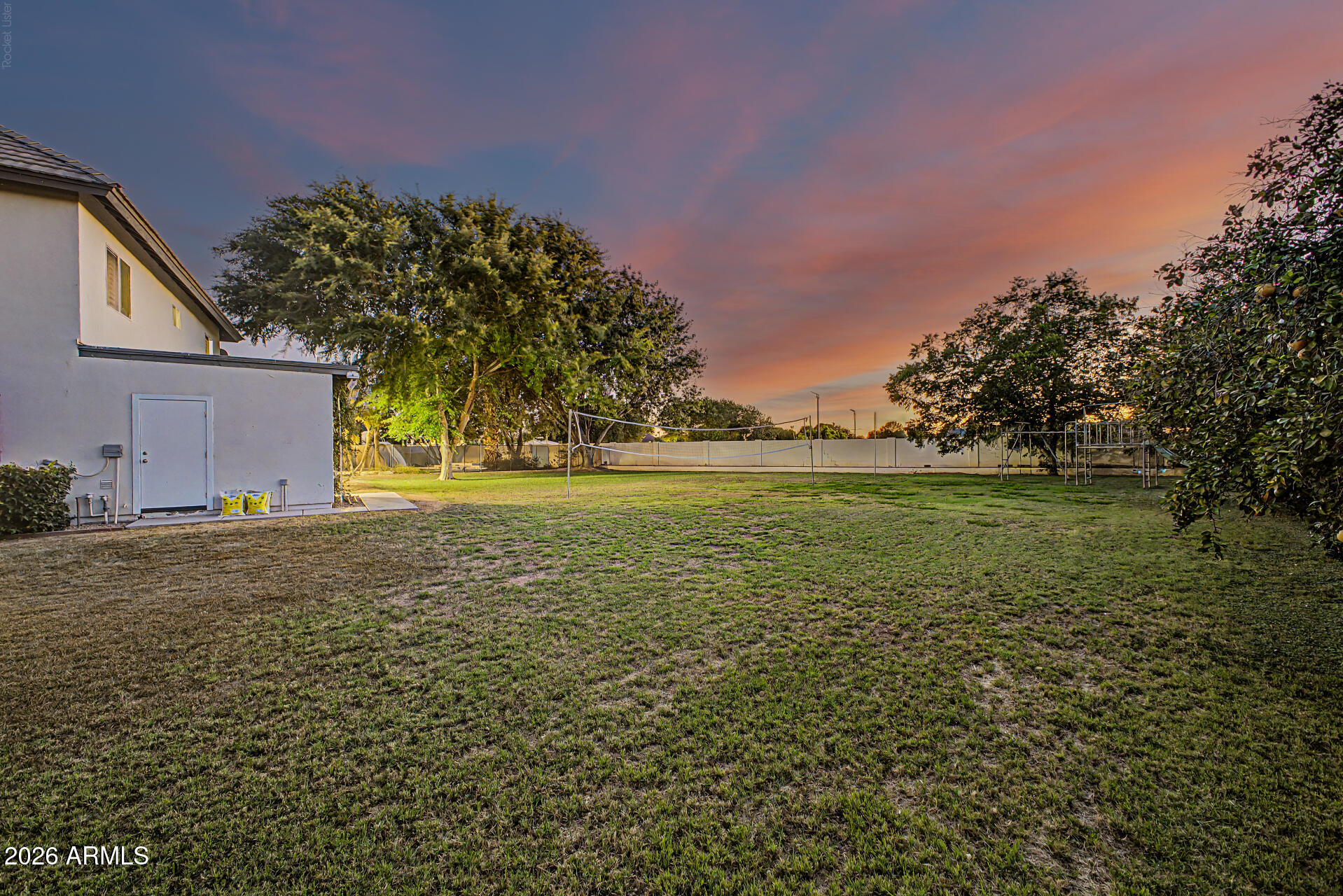 CIRCLE G SUPERSTITION RANCH - Residential