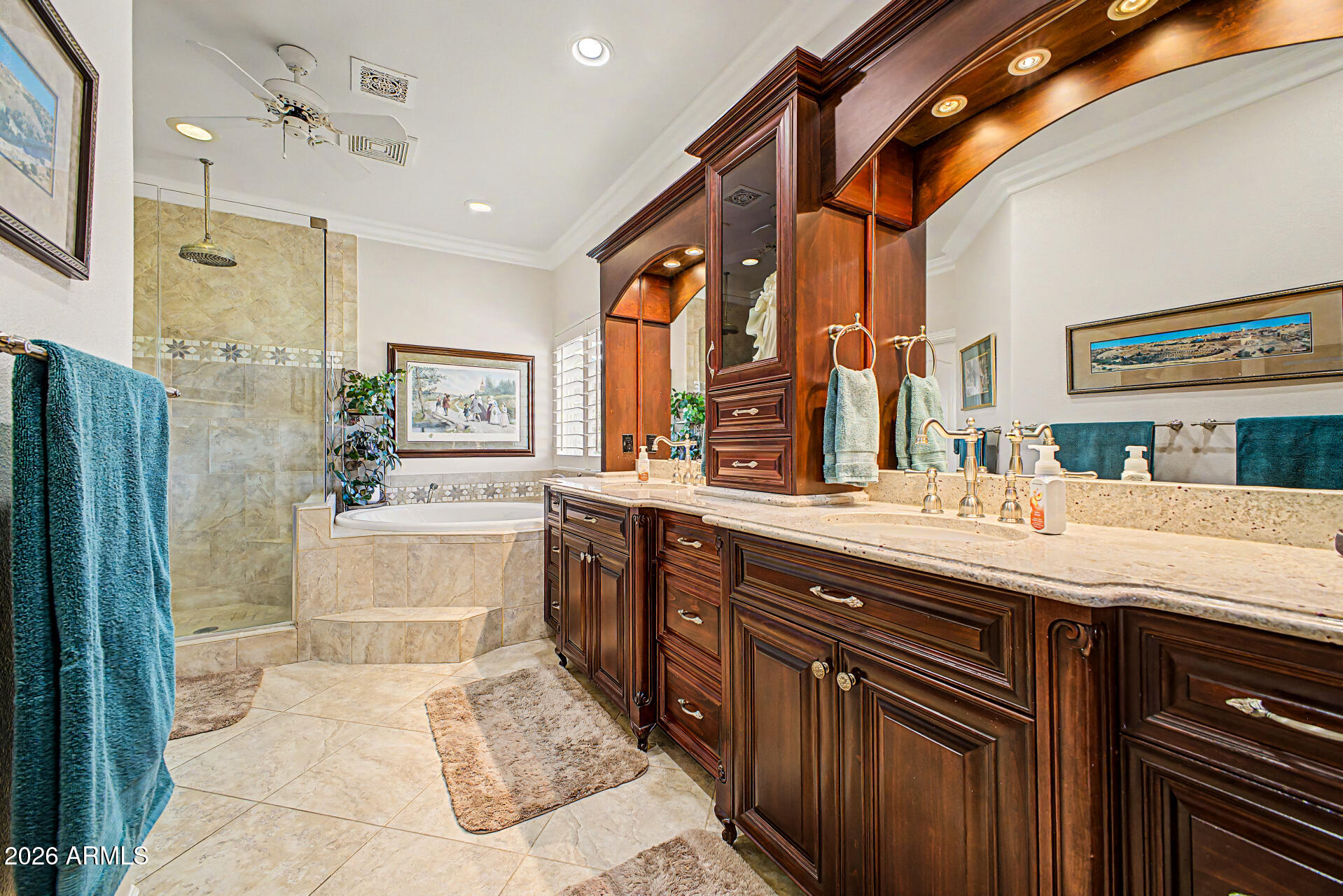 CIRCLE G SUPERSTITION RANCH - Residential