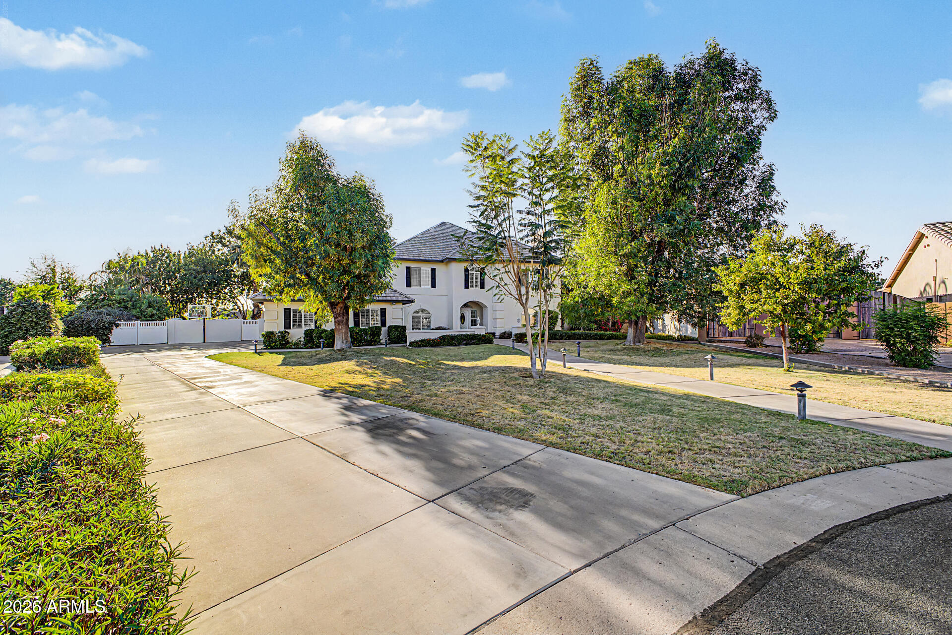 CIRCLE G SUPERSTITION RANCH - Residential