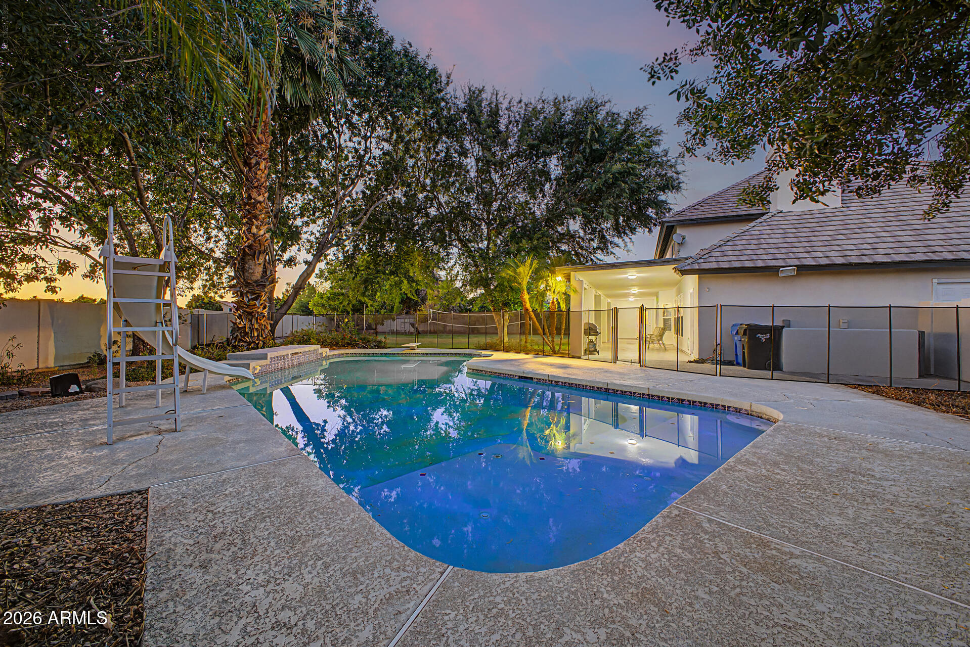 CIRCLE G SUPERSTITION RANCH - Residential