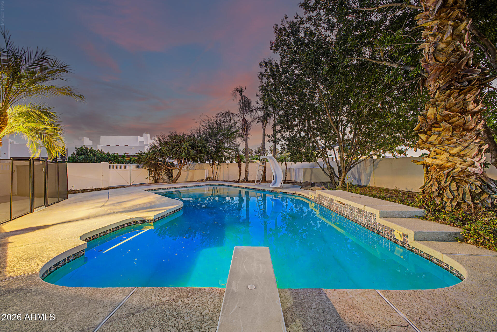 CIRCLE G SUPERSTITION RANCH - Residential