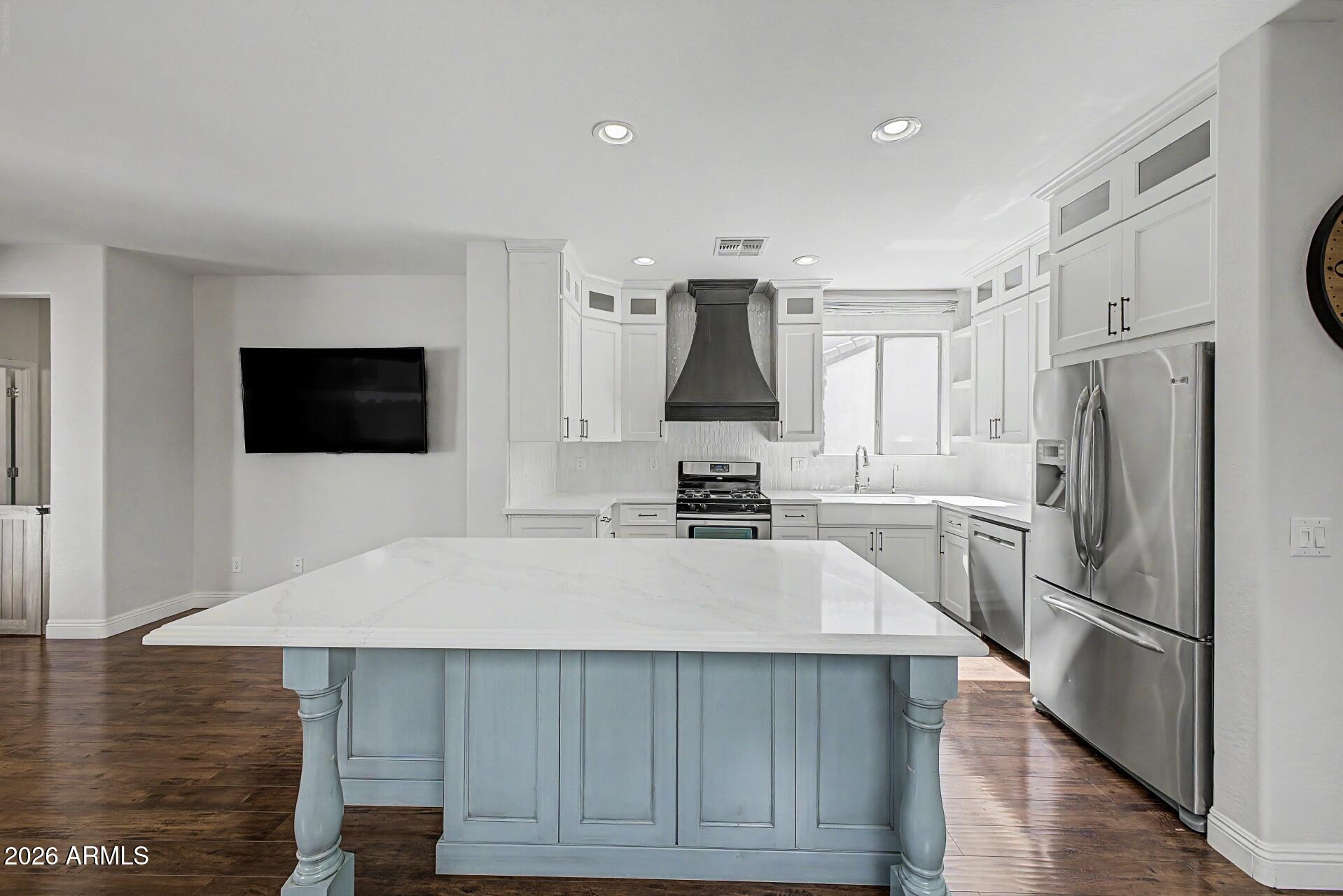LYONS GATE PHASE 9 - Residential