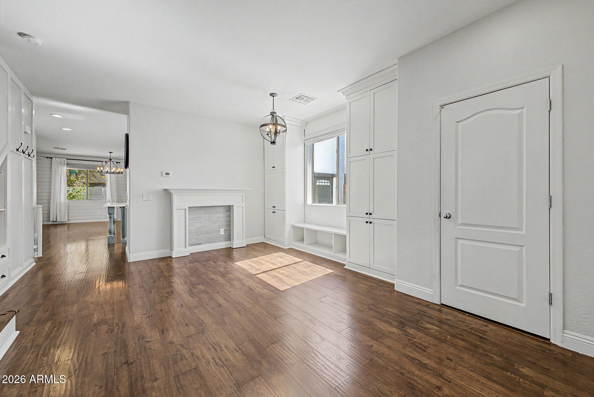 LYONS GATE PHASE 9 - Residential