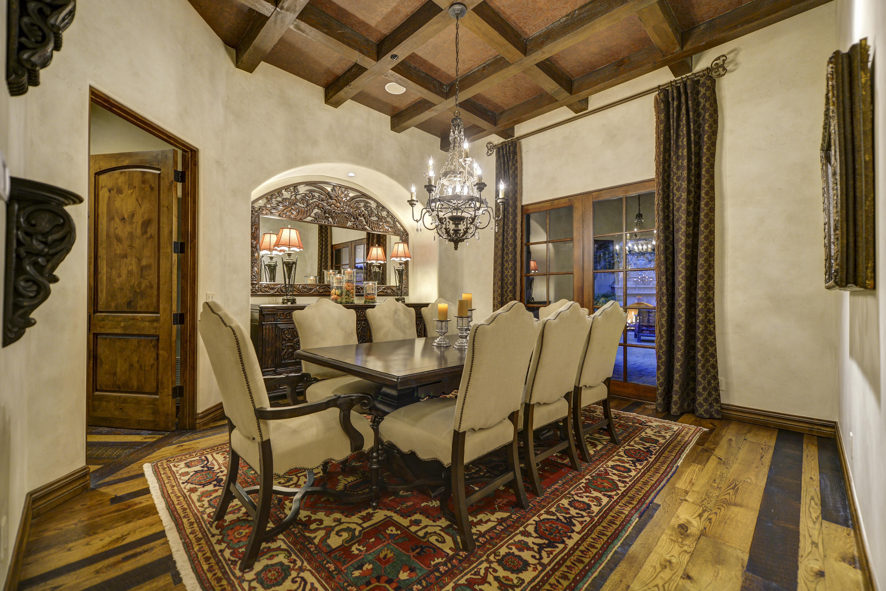 VLACHOS - Residential