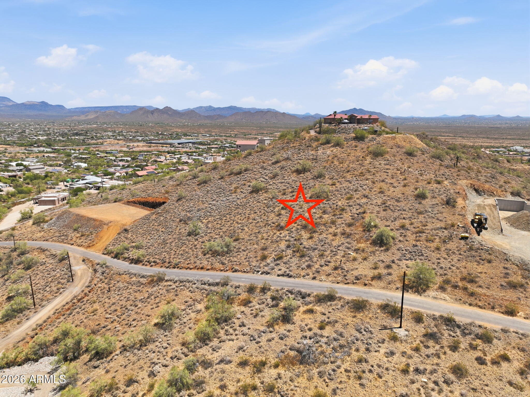 DESERT HILLS - Land