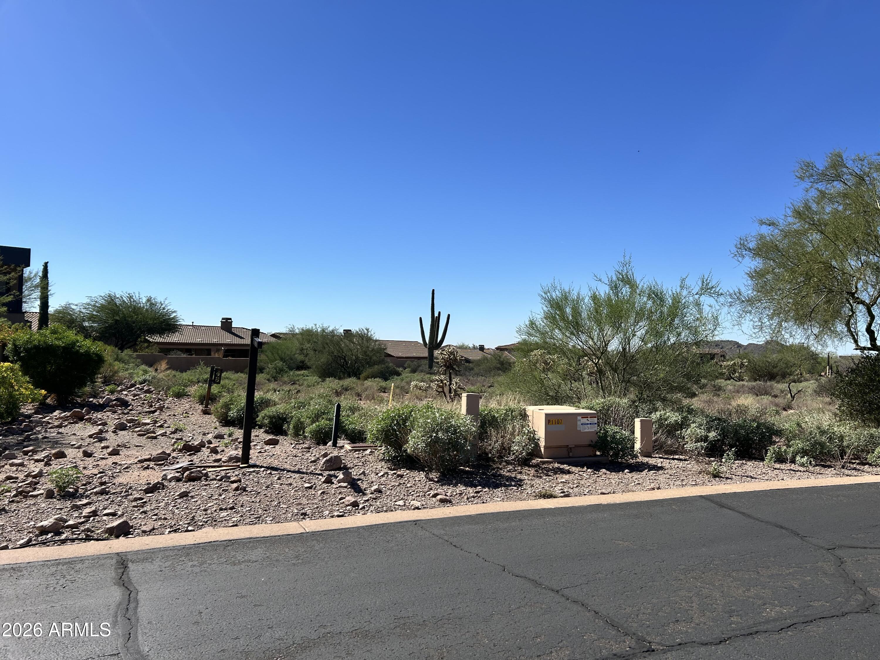 LOST GOLD ESTATES UNIT II @ SUPERSTITION FOOTHILLS - Land