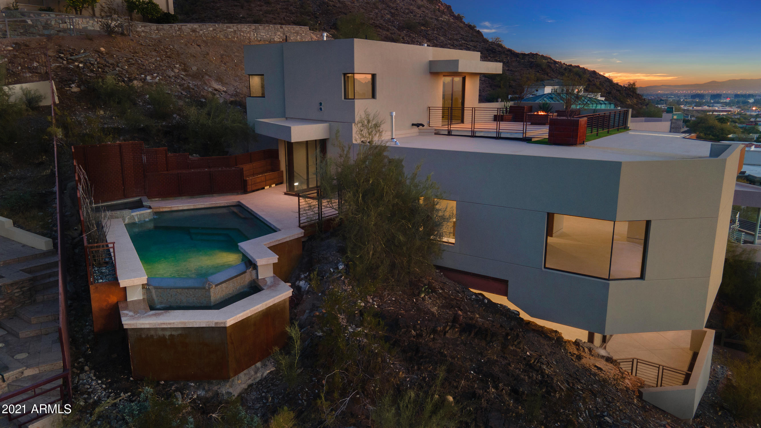 SQUAW PEAK FOOTHILLS - Residential