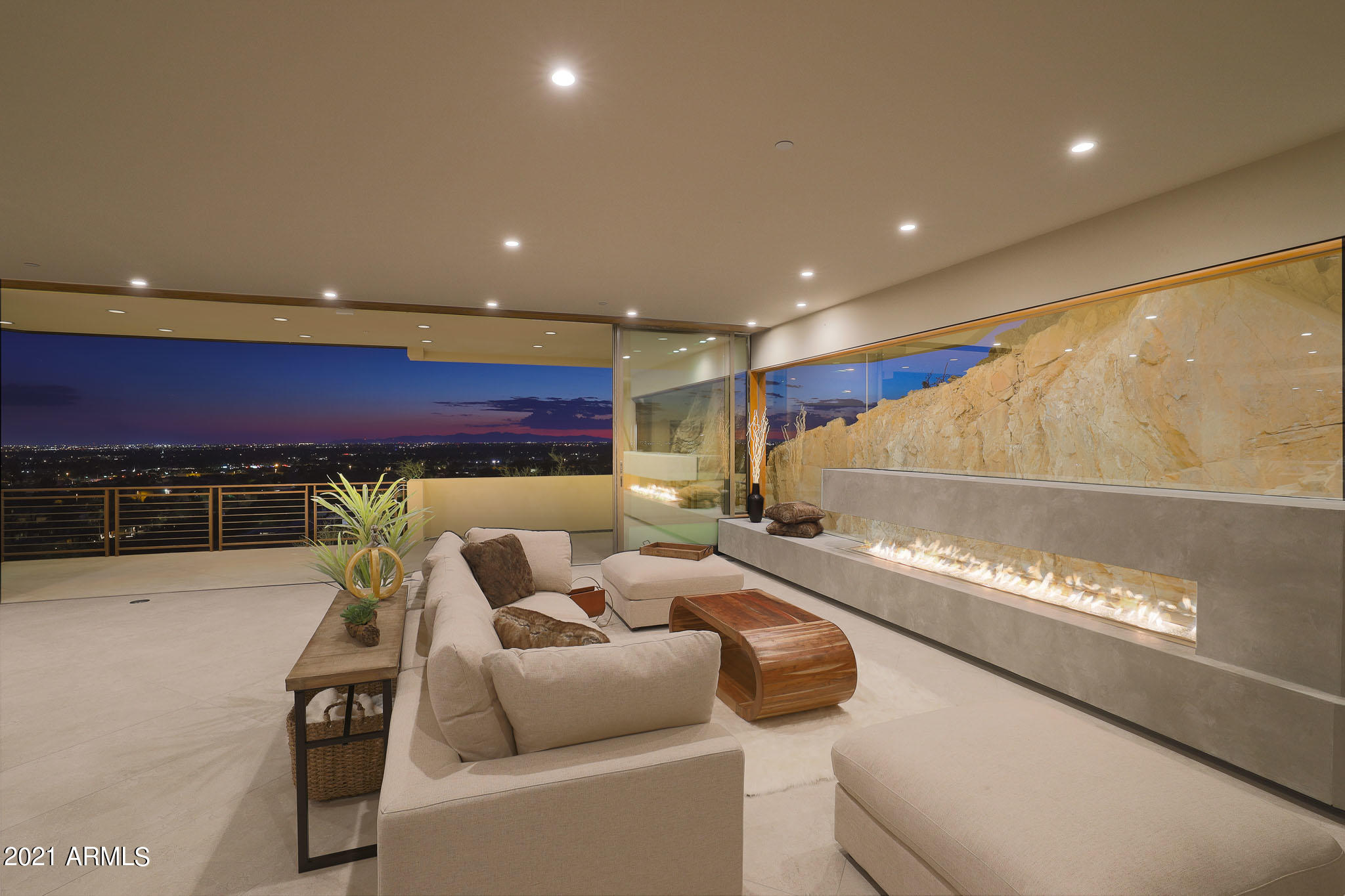 SQUAW PEAK FOOTHILLS - Residential