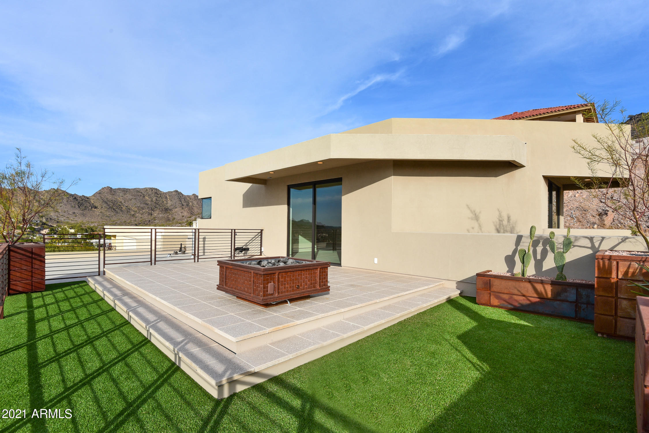 SQUAW PEAK FOOTHILLS - Residential