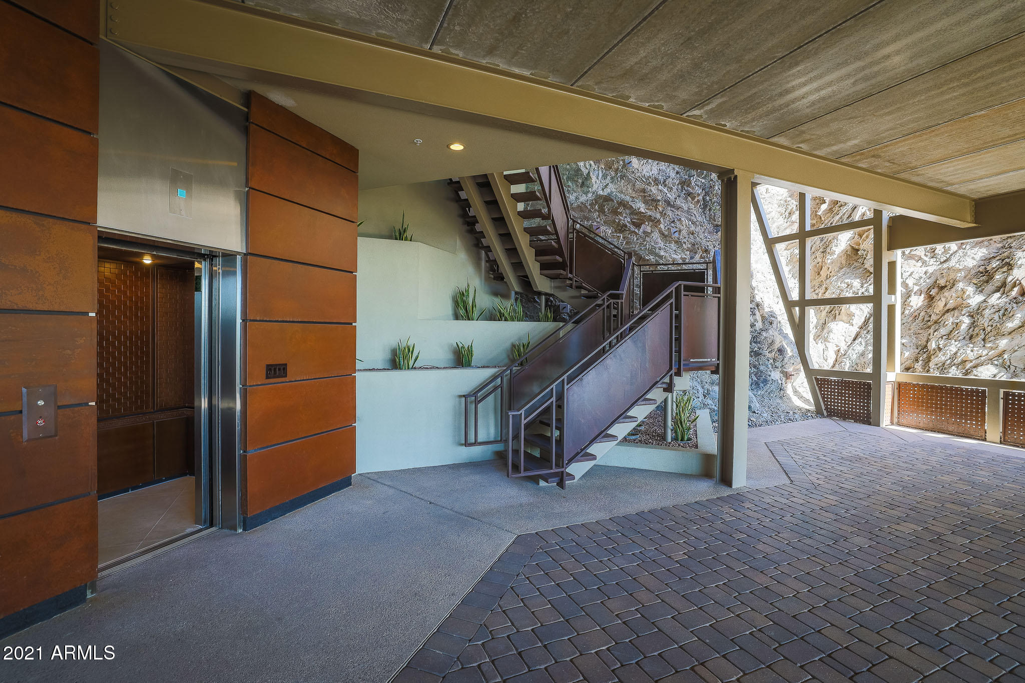SQUAW PEAK FOOTHILLS - Residential