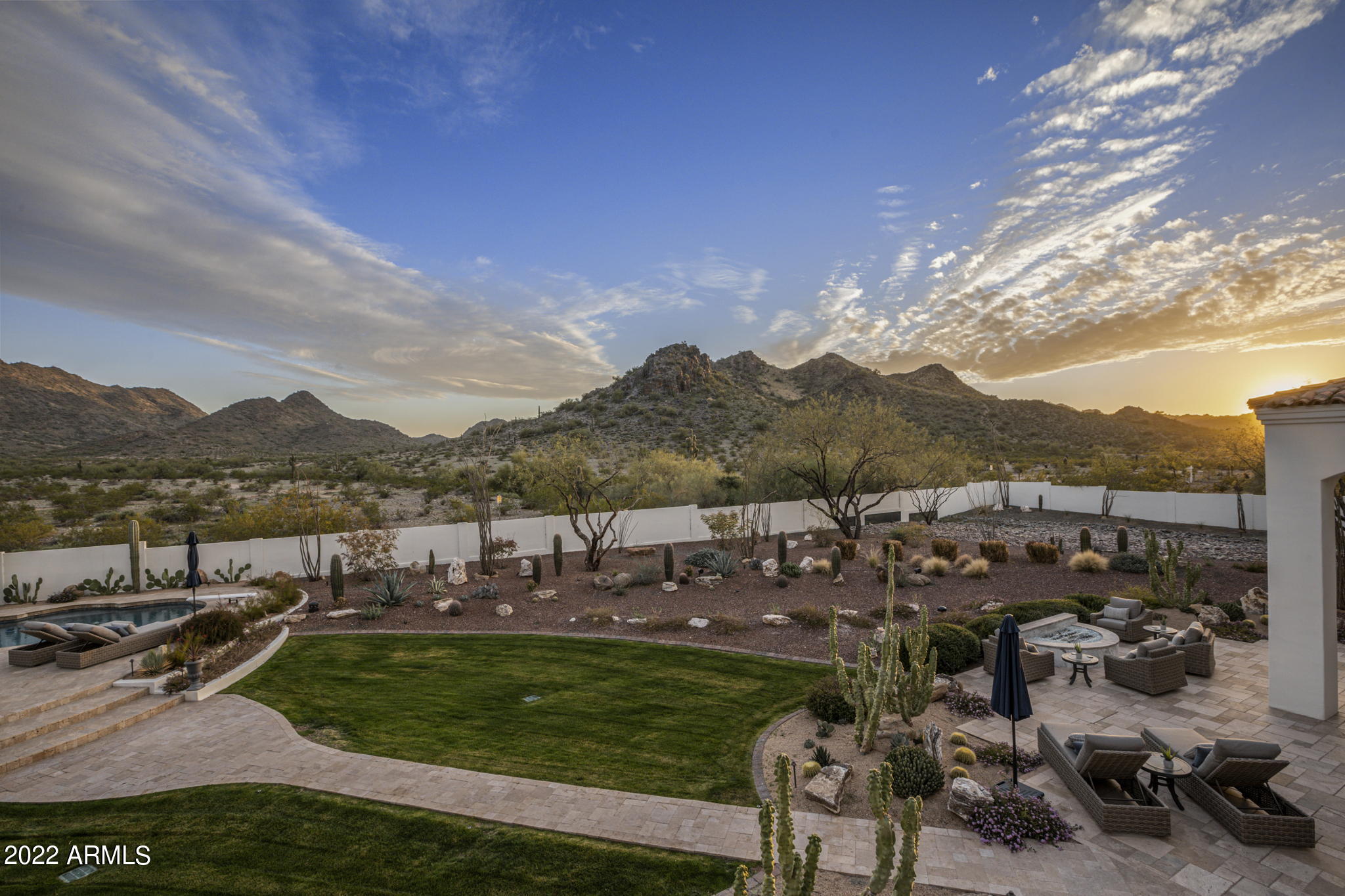 VISTA DEL CERRO LOT 1-16 TR A - Residential
