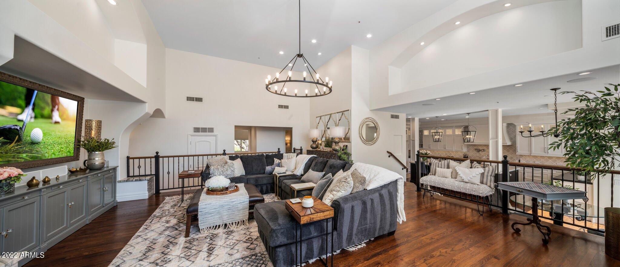 VISTA DEL CERRO LOT 1-16 TR A - Residential