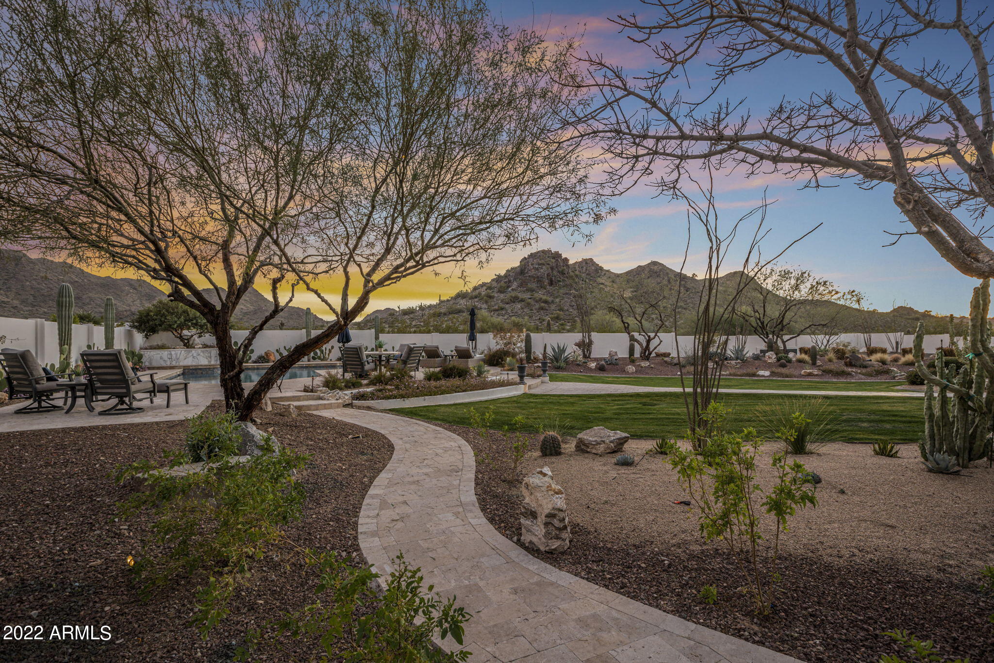 VISTA DEL CERRO LOT 1-16 TR A - Residential