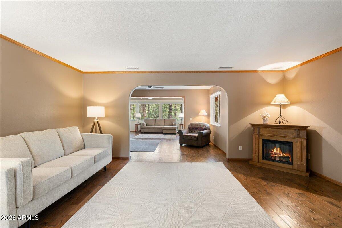 HIDDEN VALLEY RANCH - Residential