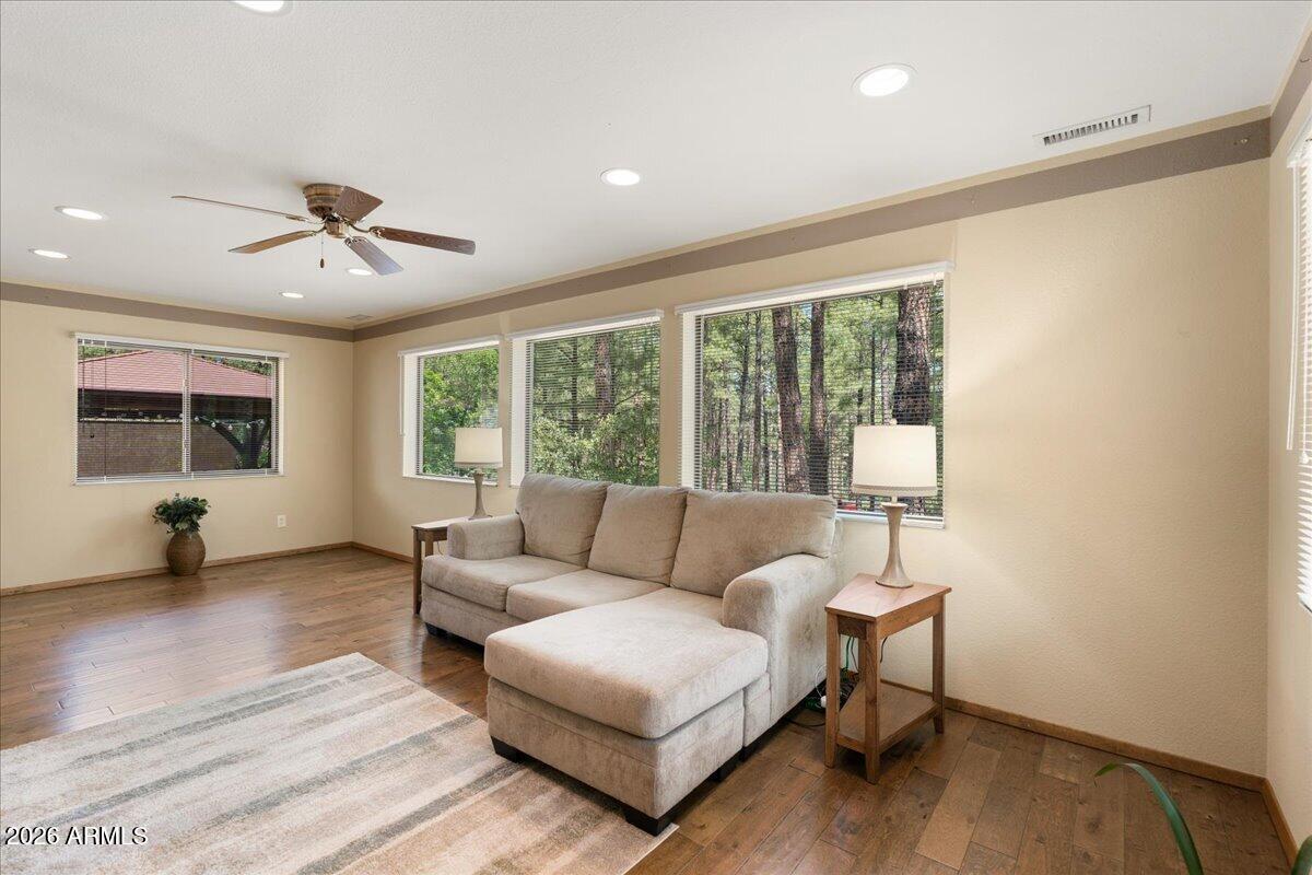 HIDDEN VALLEY RANCH - Residential