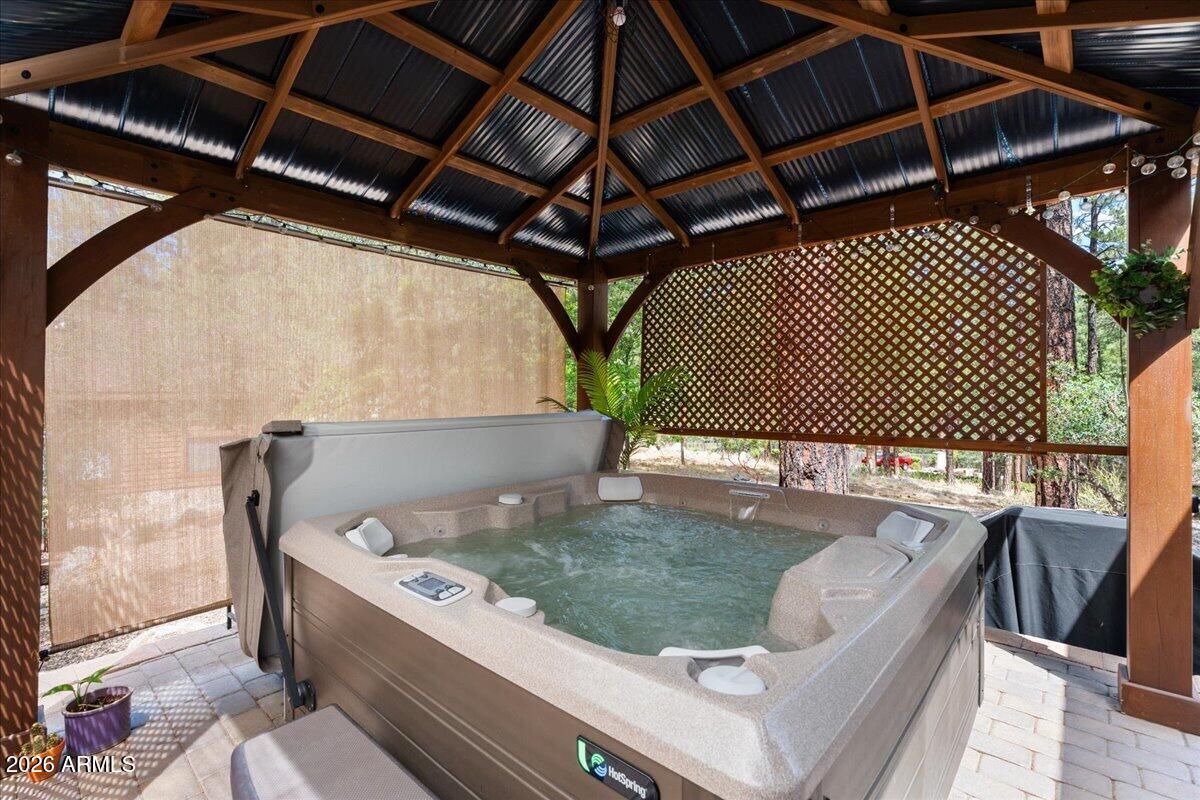 HIDDEN VALLEY RANCH - Residential
