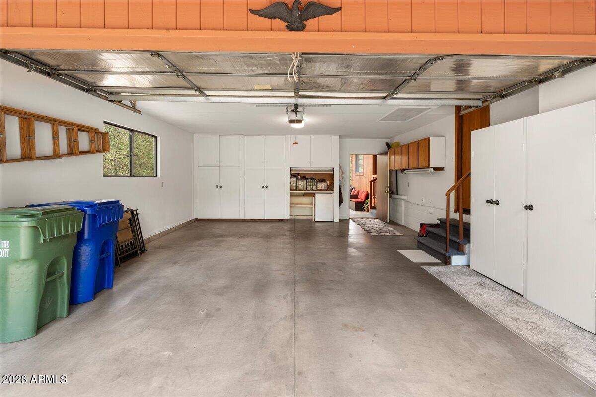 HIDDEN VALLEY RANCH - Residential