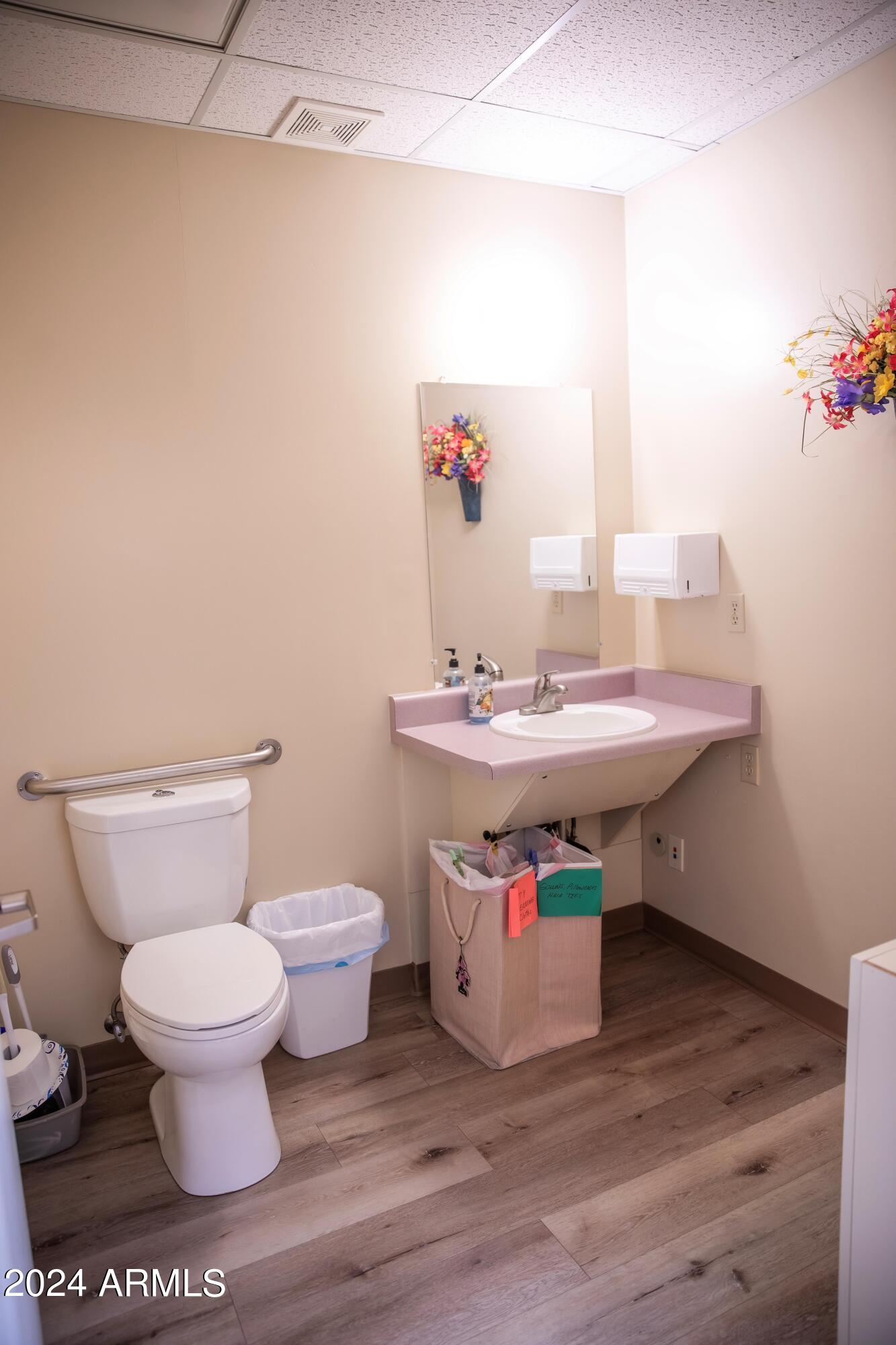 PUEBLO DEL SOL UNIT 6 - Commercial Sale