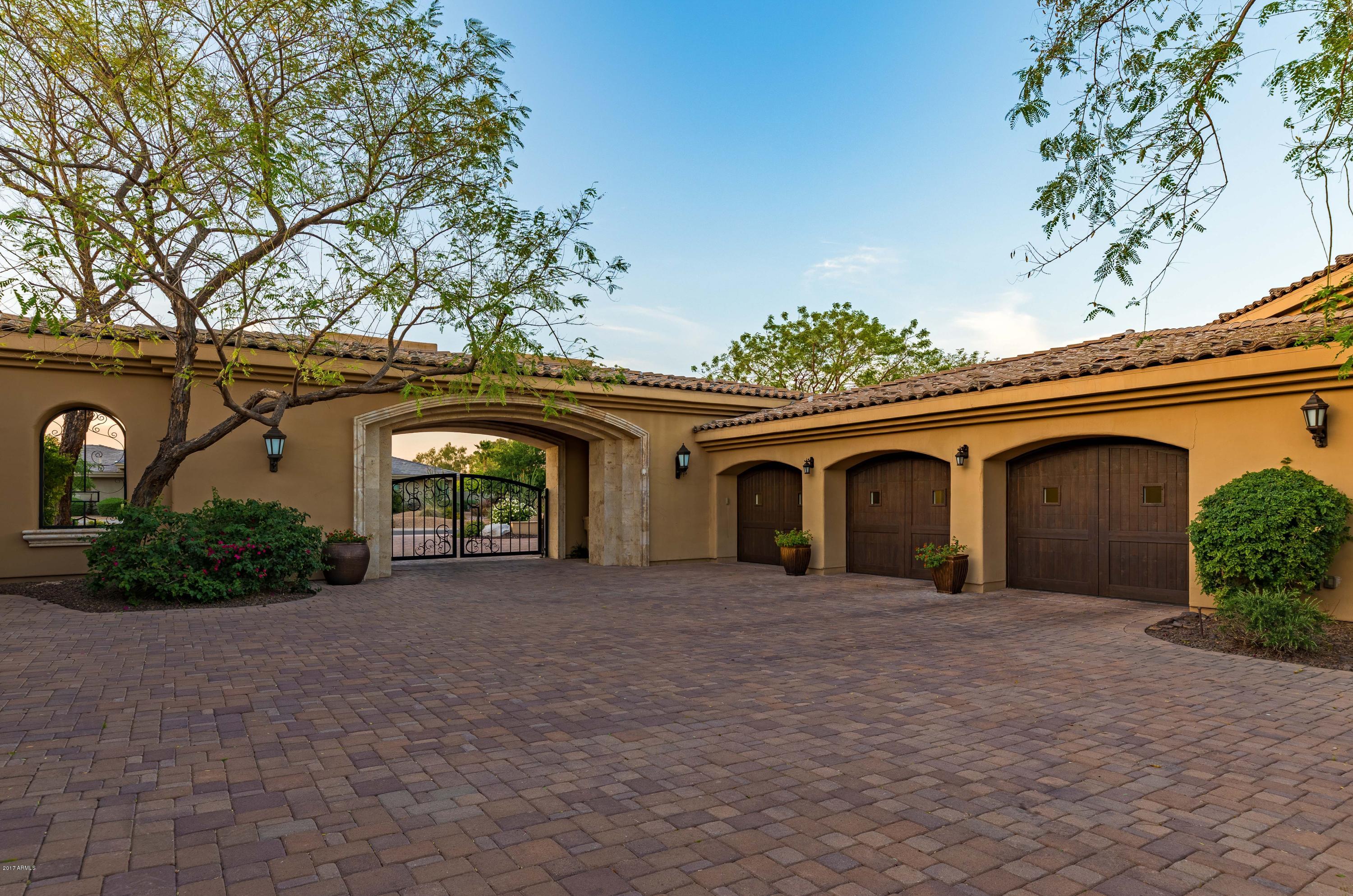 Hummingbird Place - Residential