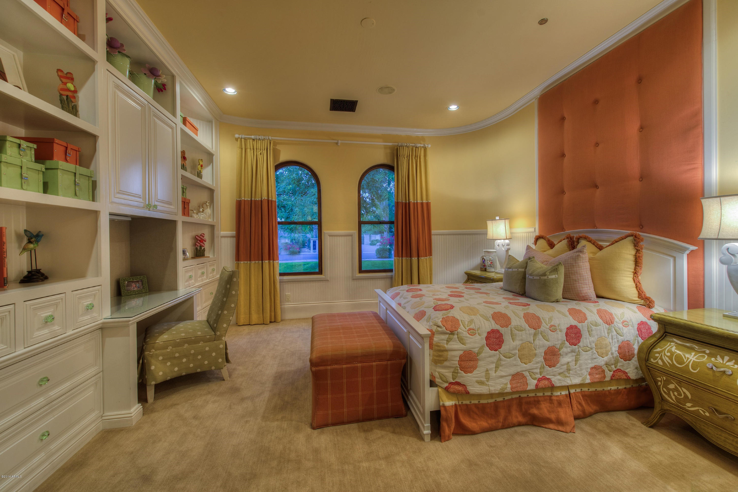Hummingbird Place - Residential