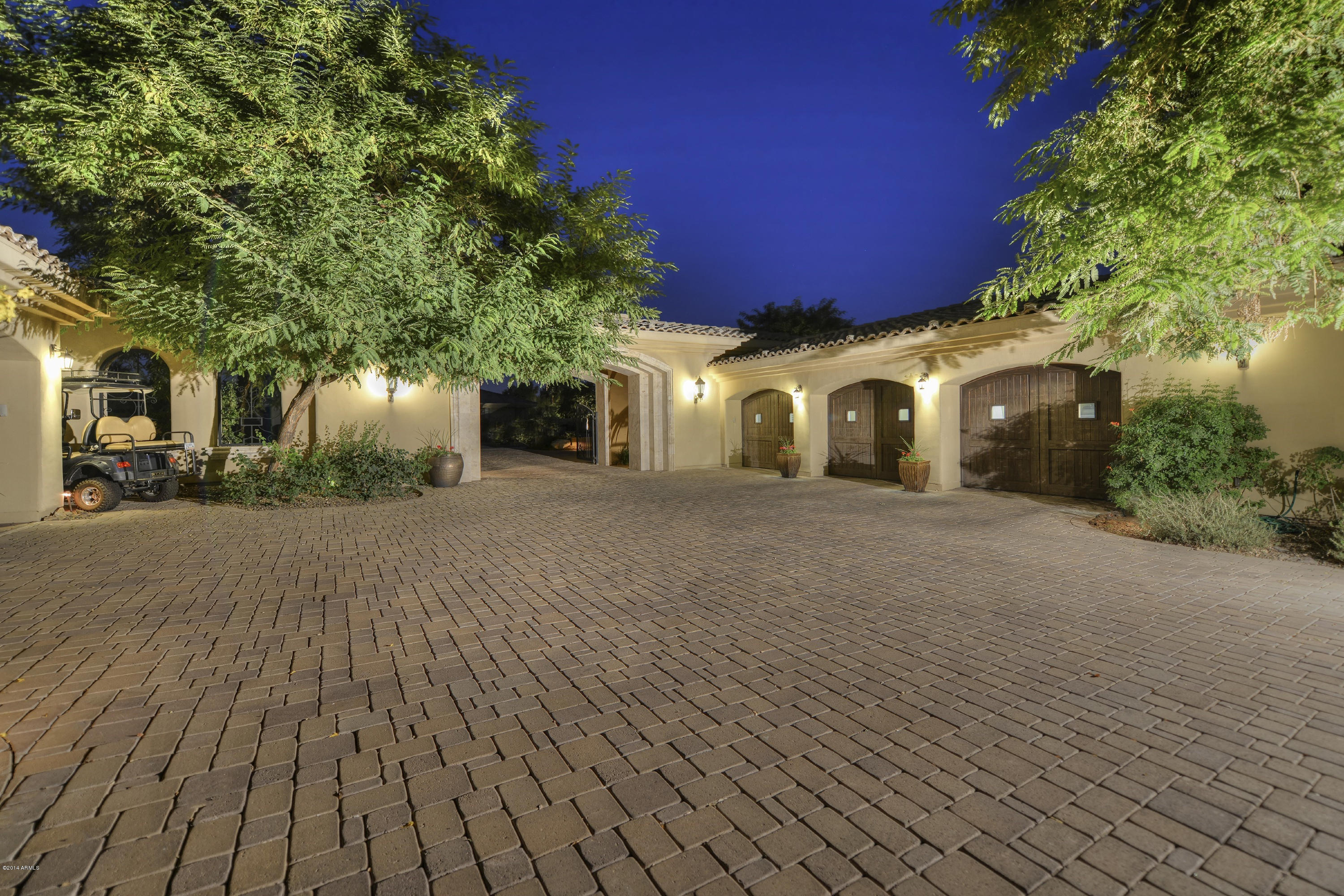 Hummingbird Place - Residential