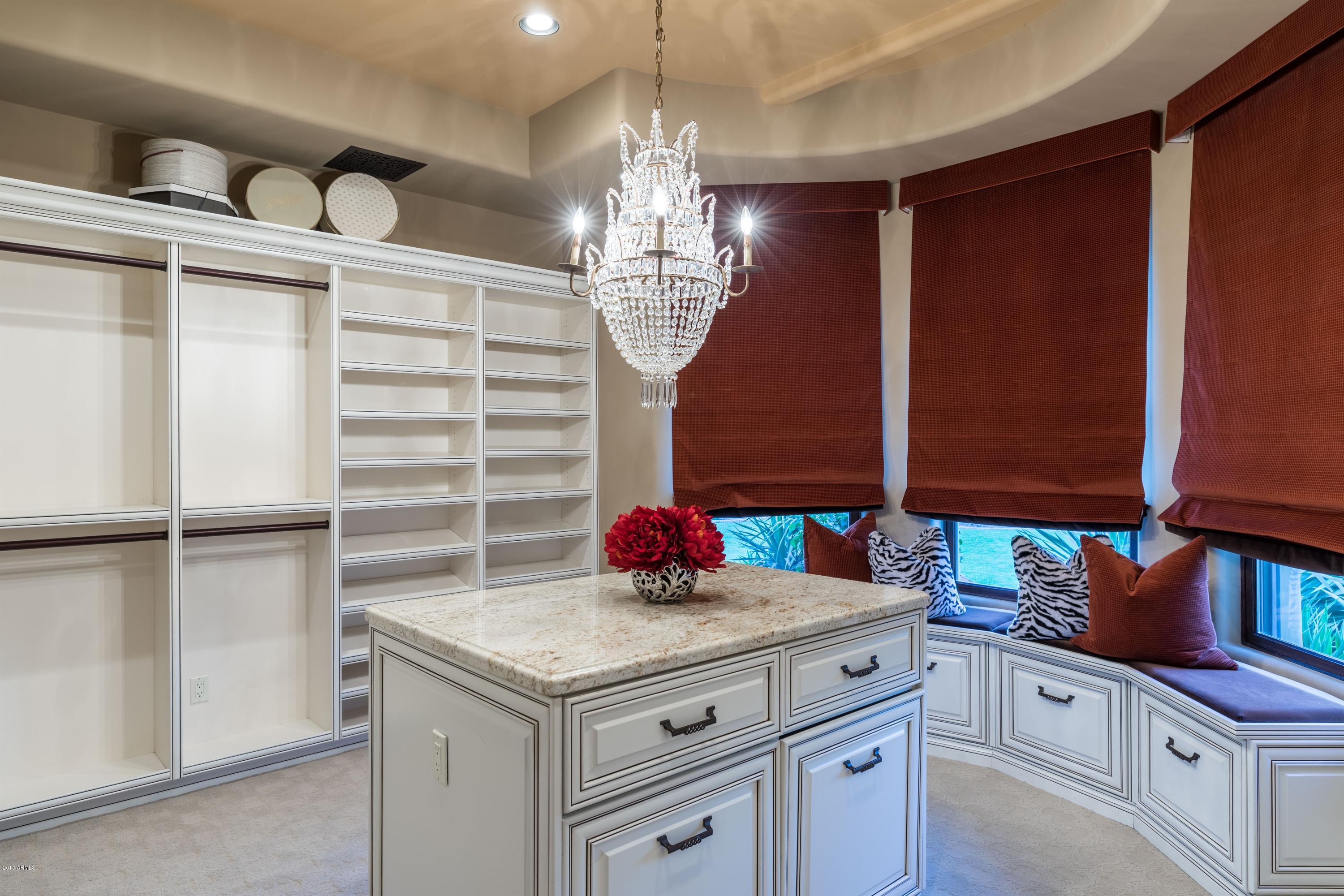 Hummingbird Place - Residential