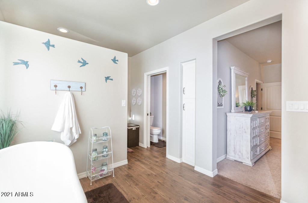 WILDHORSE - Residential