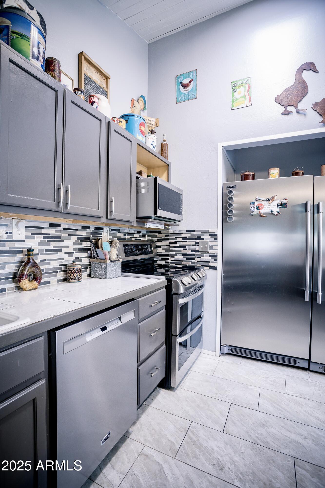 S10 T23S R20E - Residential