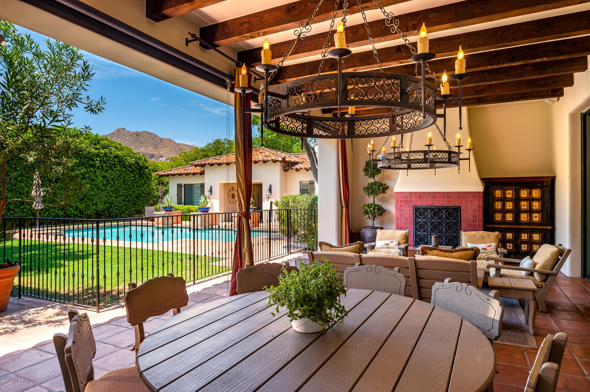 6500 CAMELBACK AMD - Residential