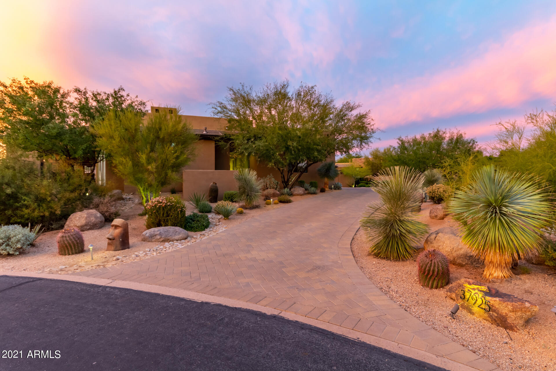 DESERT MOUNTAIN PHASE 1 UNIT 2 LOT 206-335 TR A - Residential