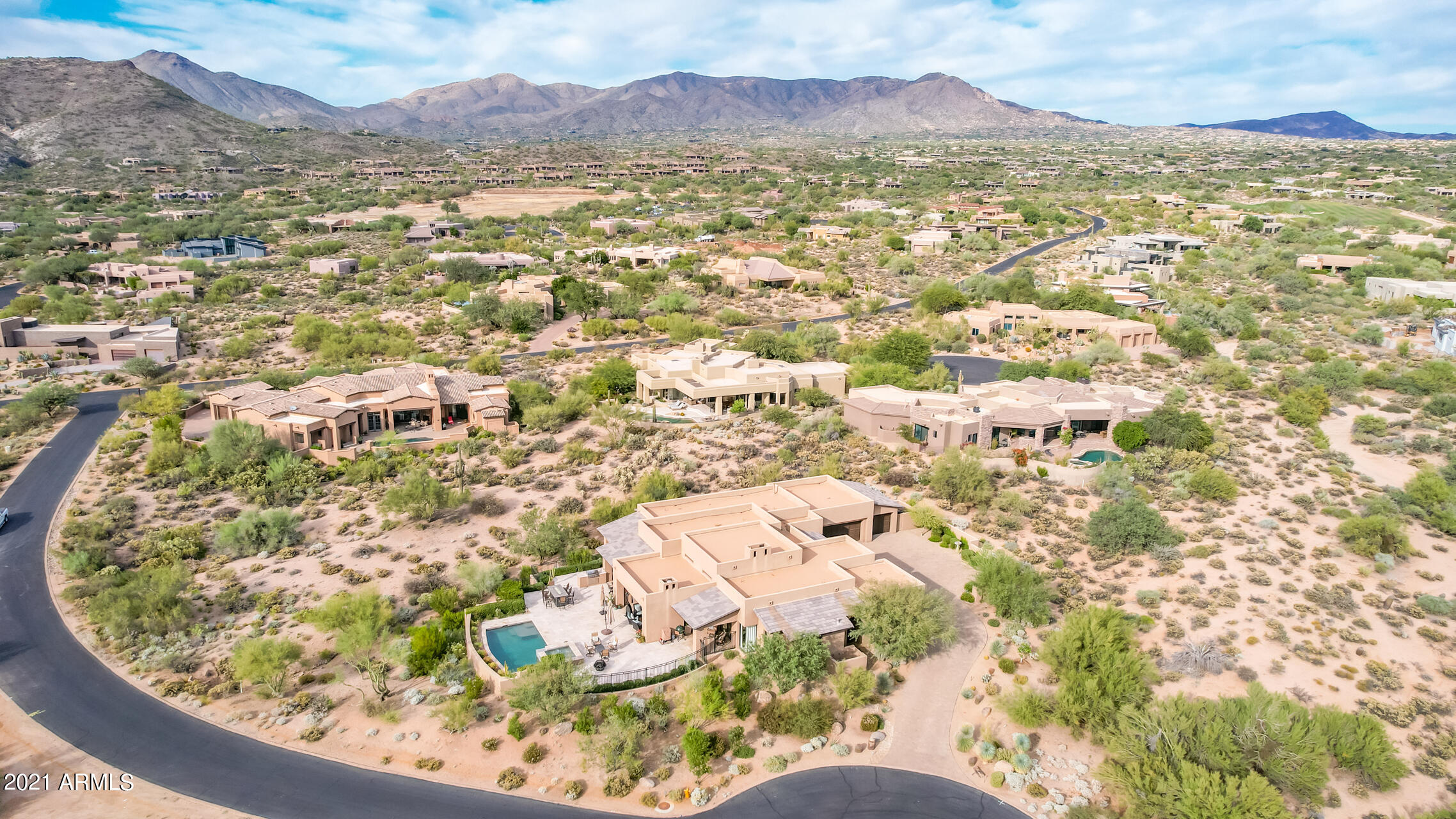 DESERT MOUNTAIN PHASE 1 UNIT 2 LOT 206-335 TR A - Residential