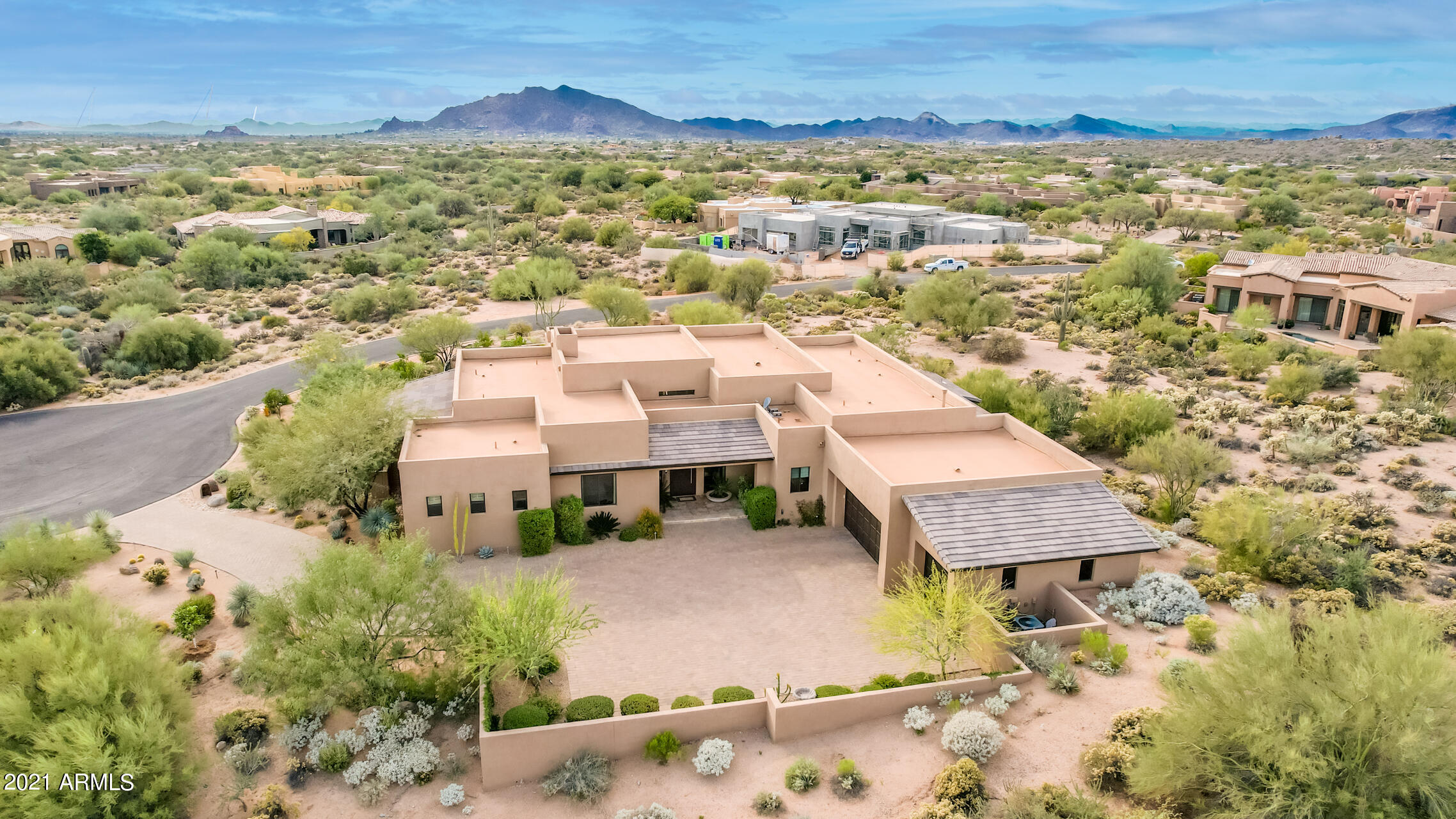 DESERT MOUNTAIN PHASE 1 UNIT 2 LOT 206-335 TR A - Residential