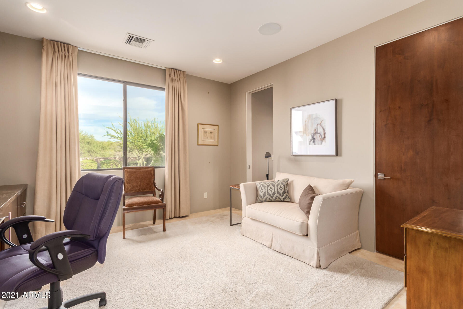 DESERT MOUNTAIN PHASE 1 UNIT 2 LOT 206-335 TR A - Residential