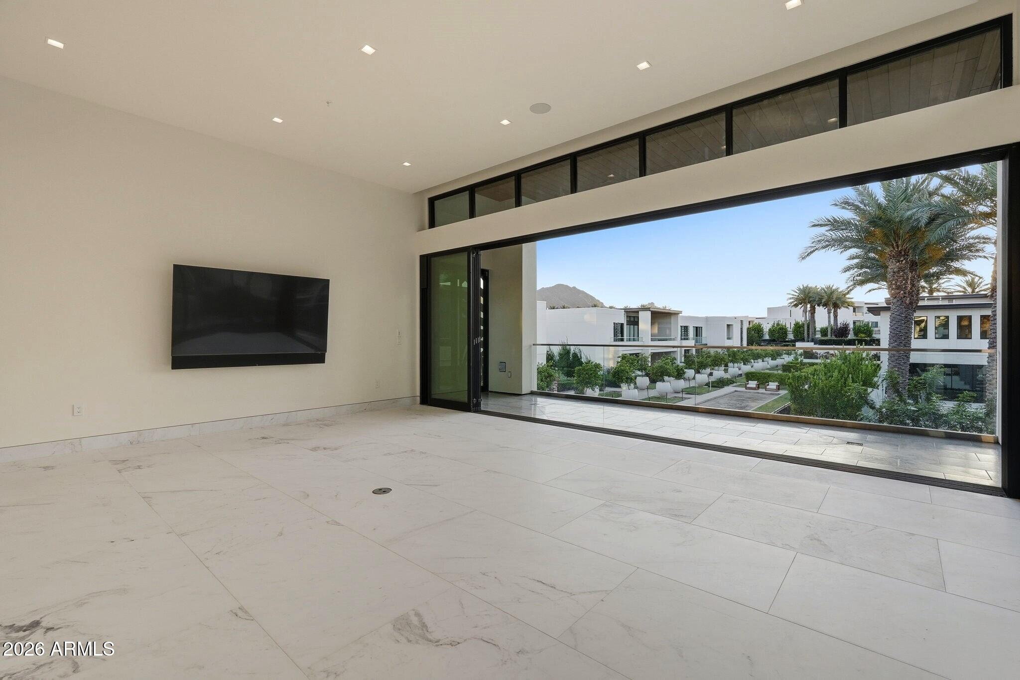 Ritz-Carlton Paradise Valley - Residential