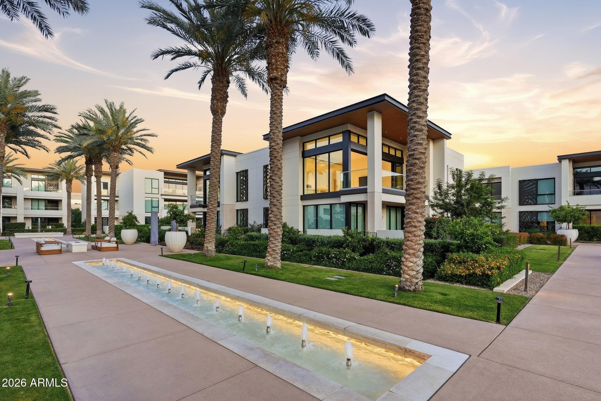 Ritz-Carlton Paradise Valley - Residential