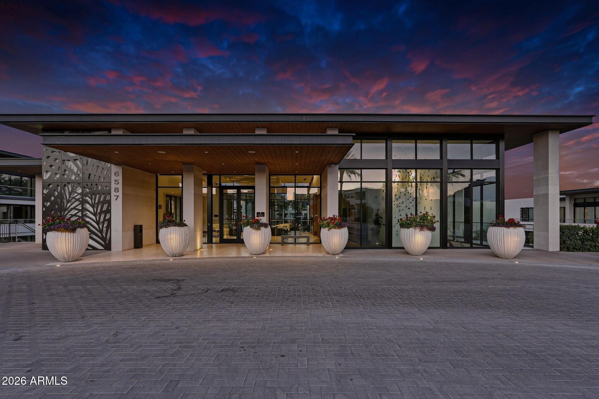 Ritz-Carlton Paradise Valley - Residential