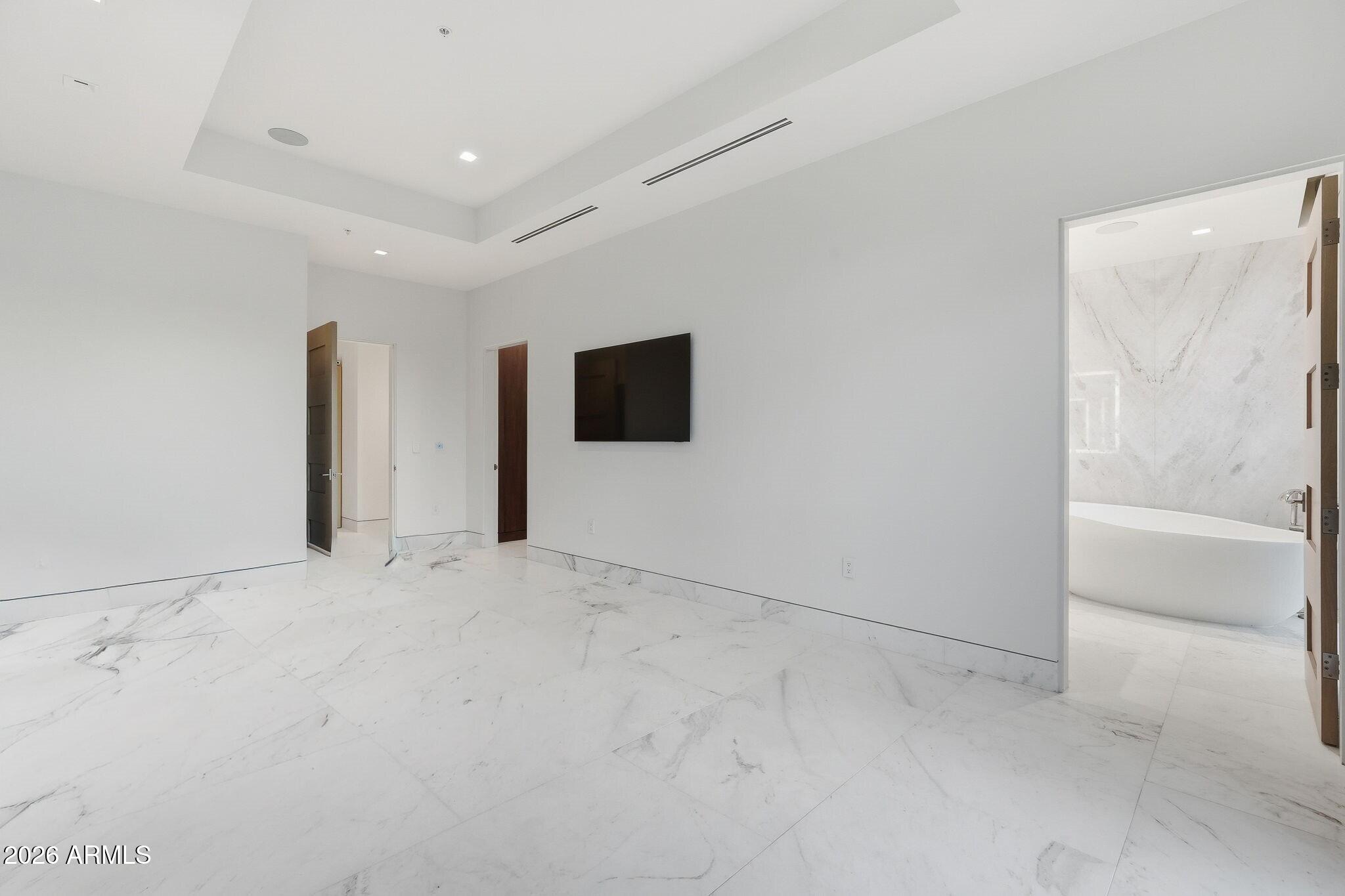 Ritz-Carlton Paradise Valley - Residential
