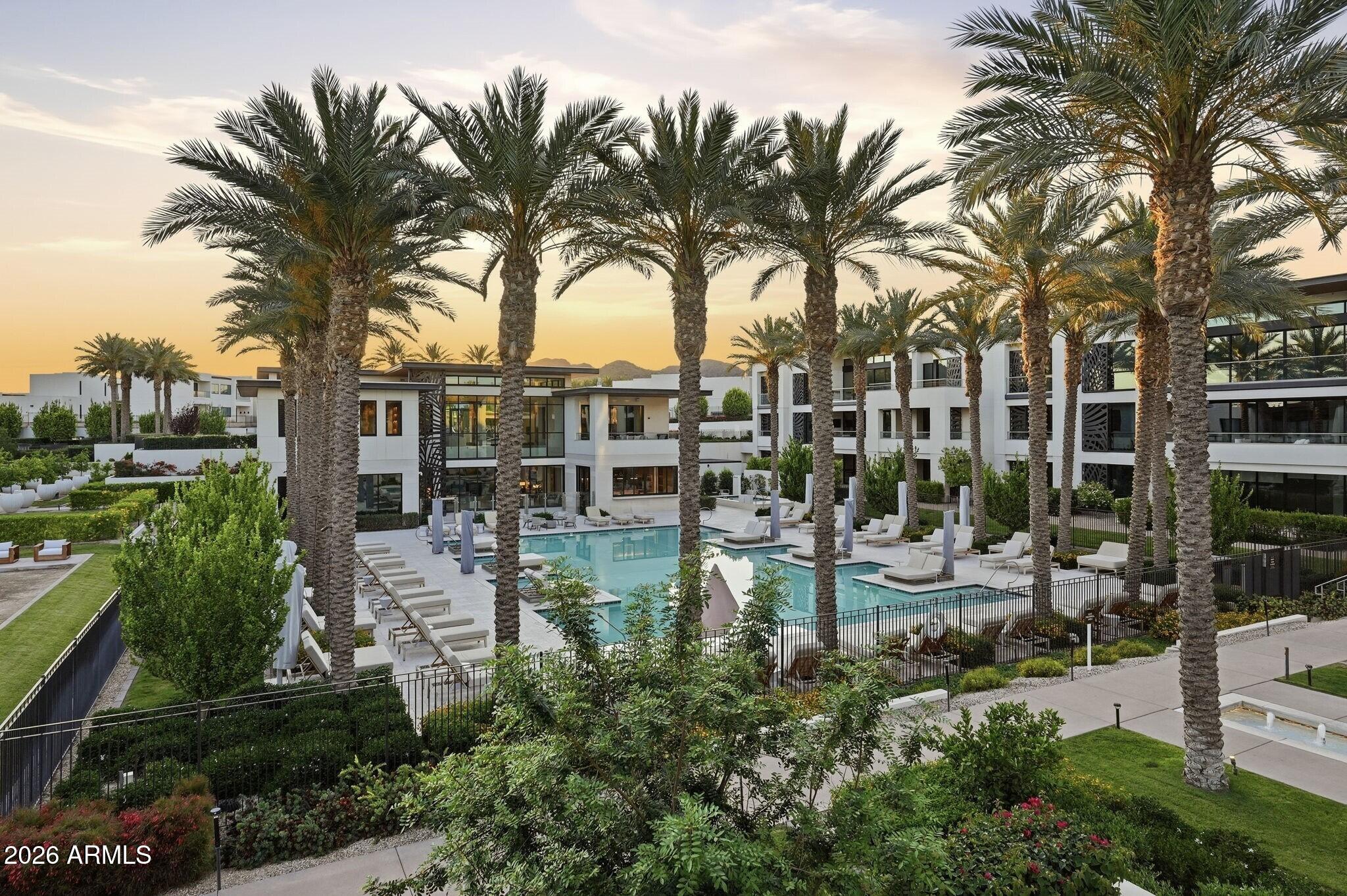 Ritz-Carlton Paradise Valley - Residential