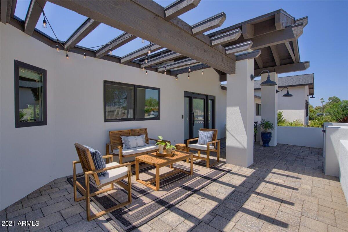 DESERT WIND - Residential