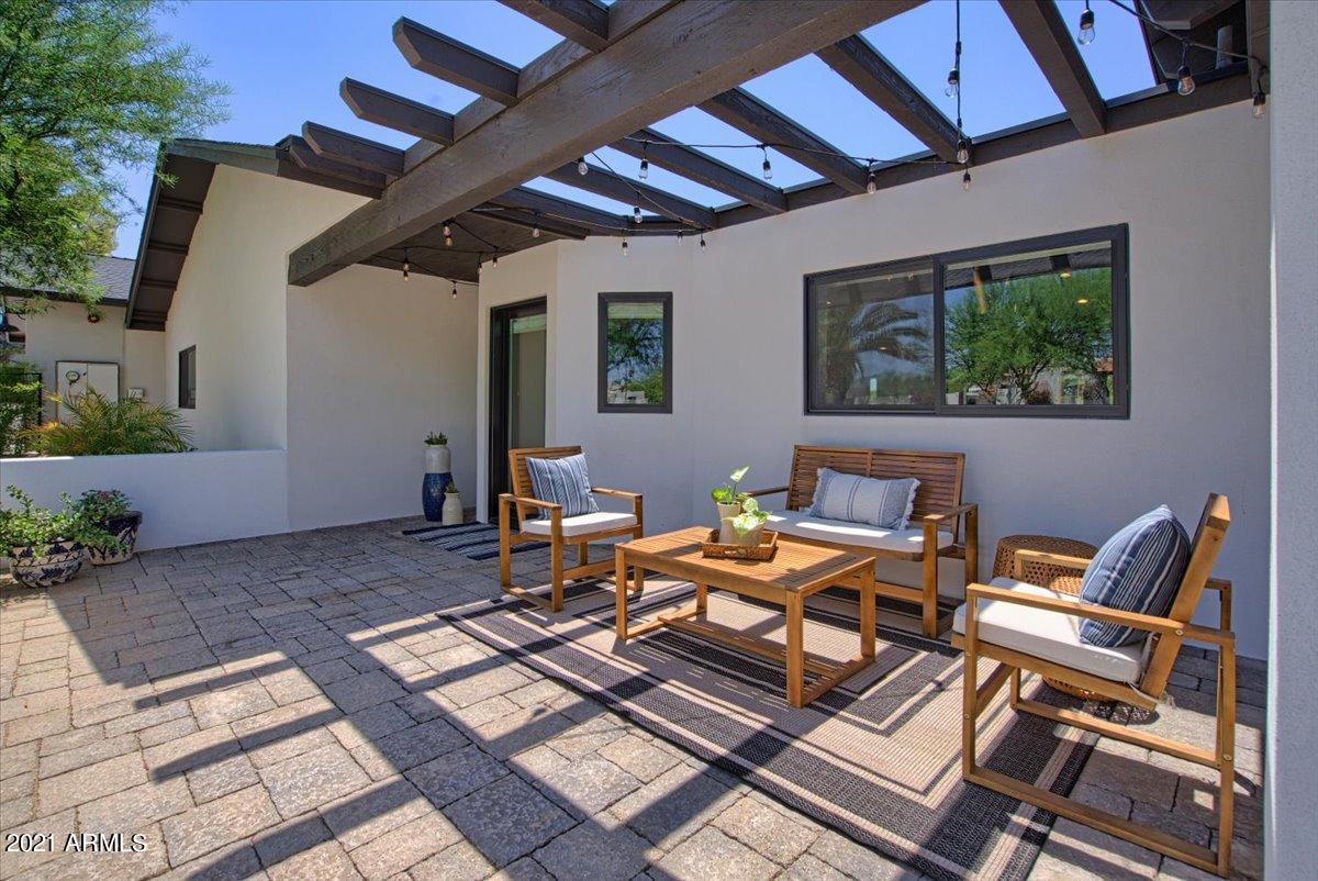 DESERT WIND - Residential