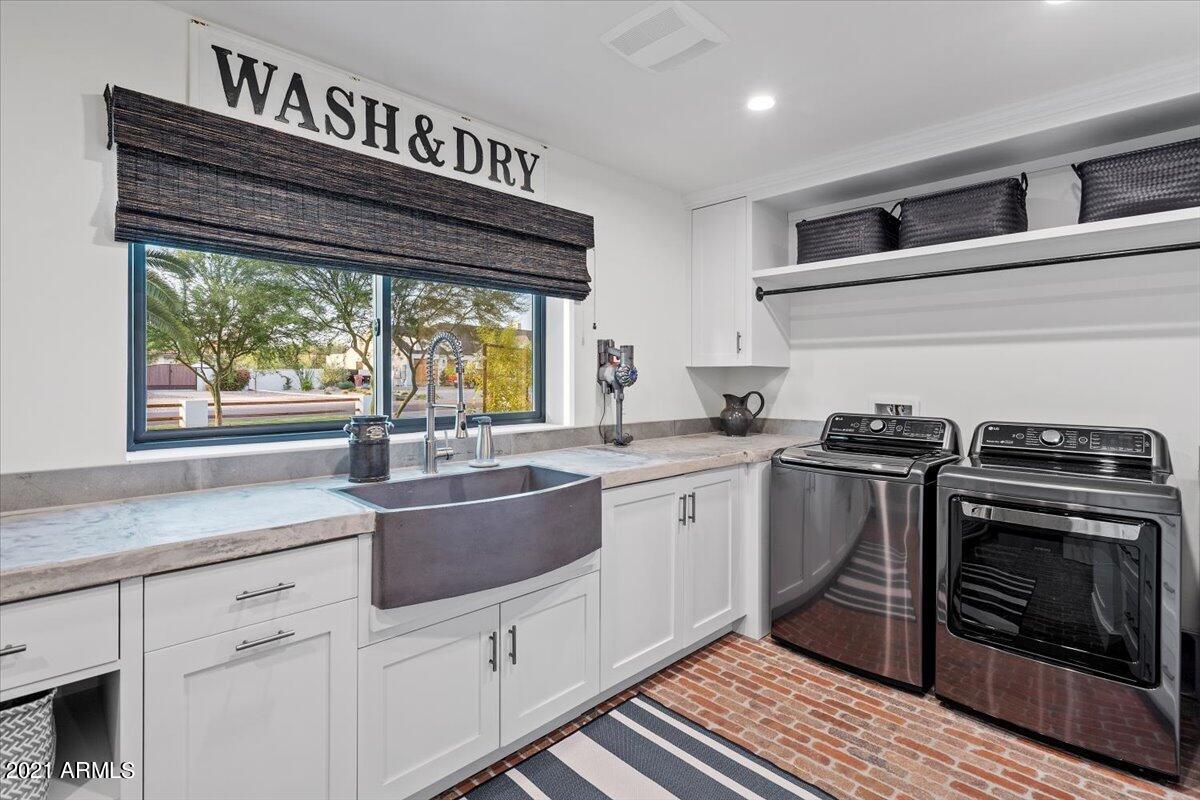 DESERT WIND - Residential