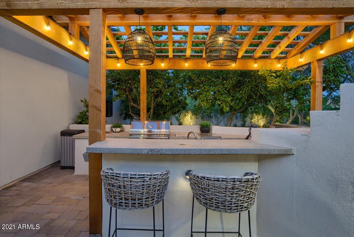 DESERT WIND - Residential