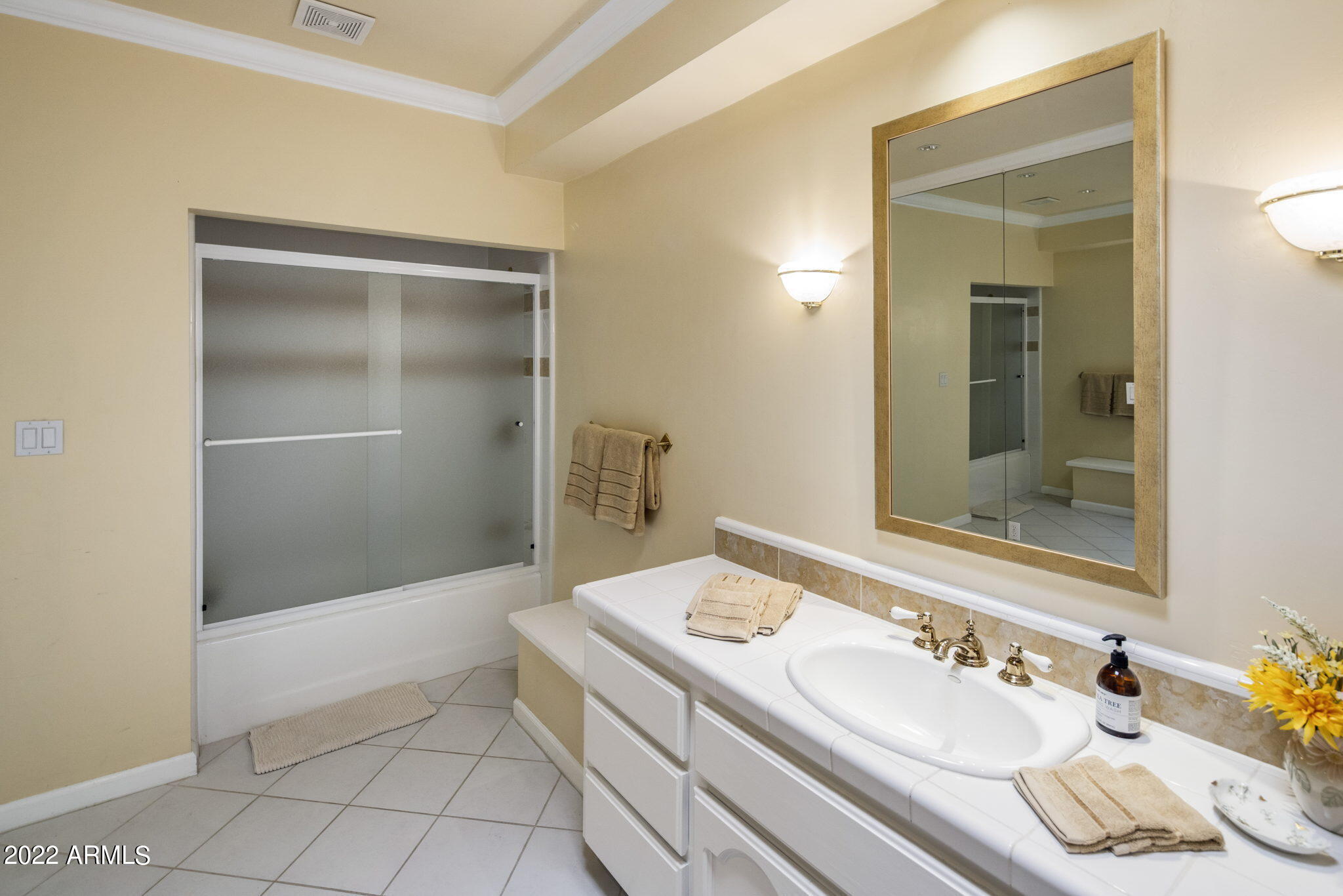 CAMELBACK COUNTRY CLUB ESTATES 6 - Residential