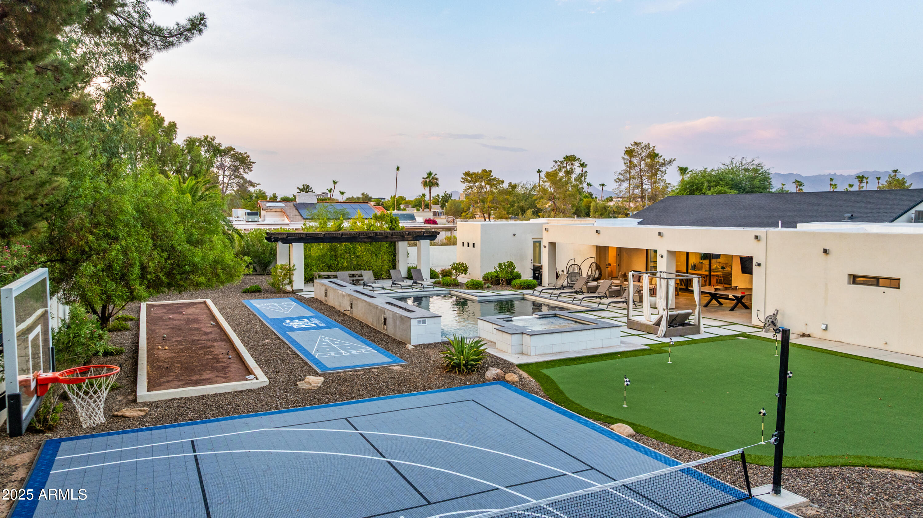 THUNDERBIRD EAST 3 - Residential