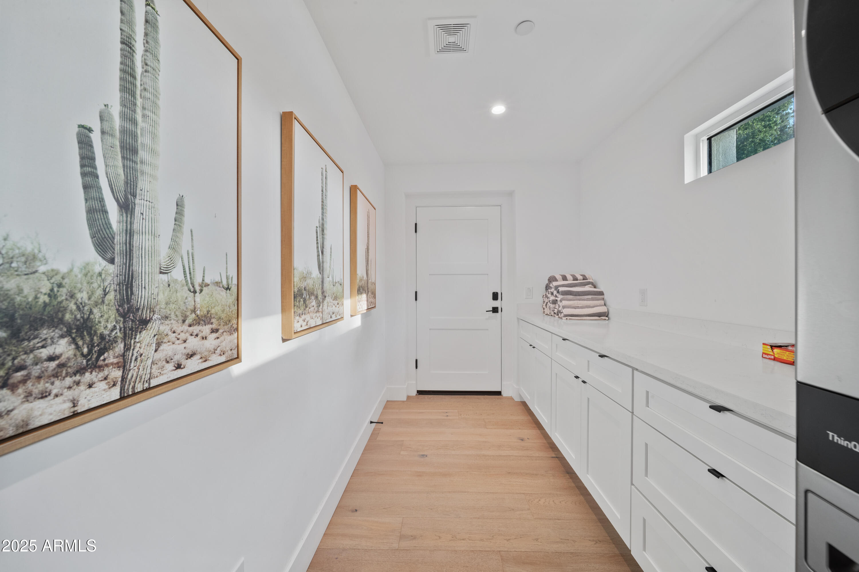 THUNDERBIRD EAST 3 - Residential